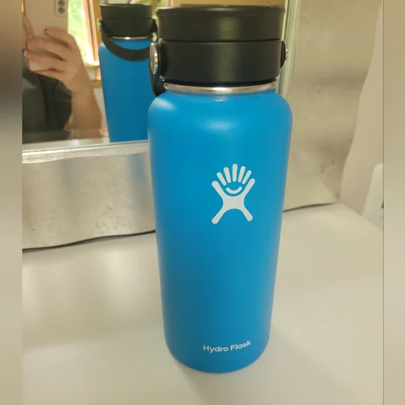 Hydro Flask | Dining | Hydro Flask Wide Mouth Bottle With Flex Sip Lid 32oz  In Pacific Color | Poshmark